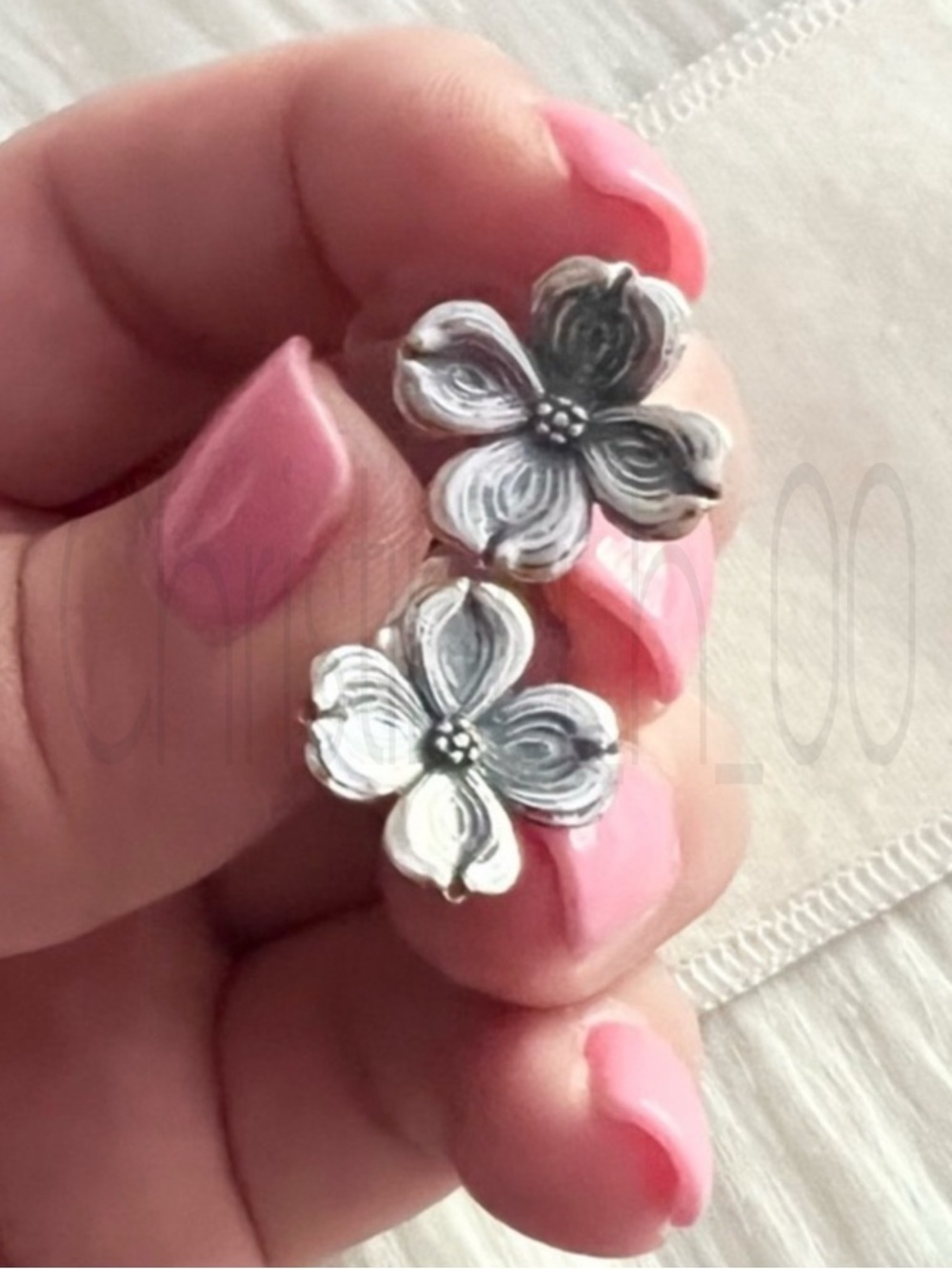 James Avery RARE dogwood flower earrings